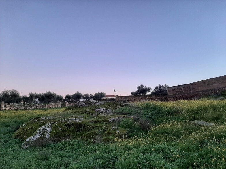 Land in Casar de Cáceres for sale - Building Photo - Image 1 of 4