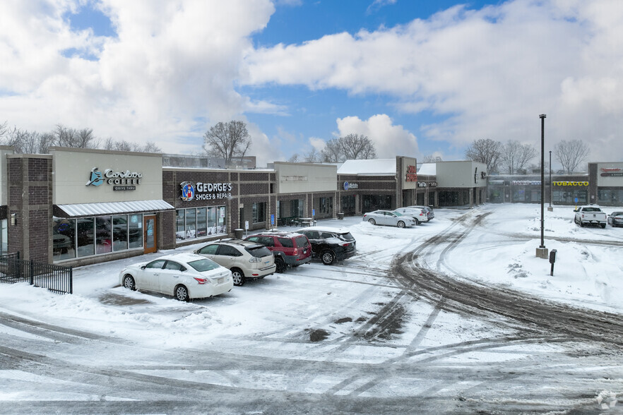 3673 Lexington Ave N, Arden Hills, MN for lease - Building Photo - Image 3 of 6