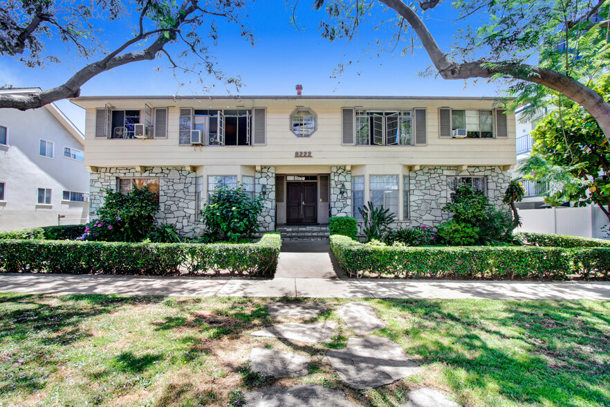 8222 De Longpre, West Hollywood, CA 90046 | LoopNet