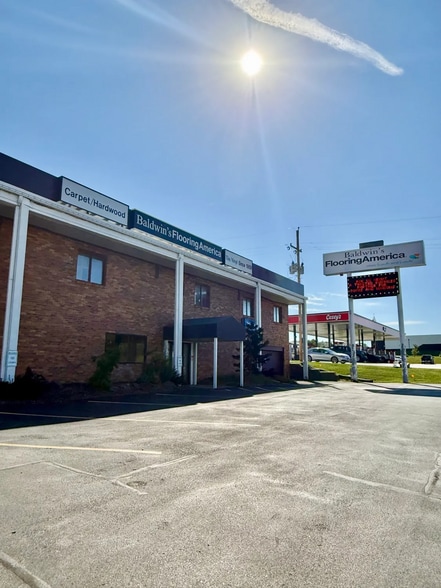 9625 Ida St, Omaha, NE for lease - Building Photo - Image 3 of 3