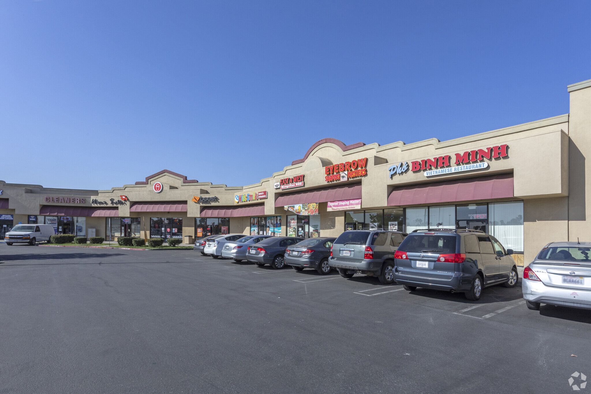 1061-1209 E March Ln, Stockton, CA 95210 - Calaveras Square Shopping ...