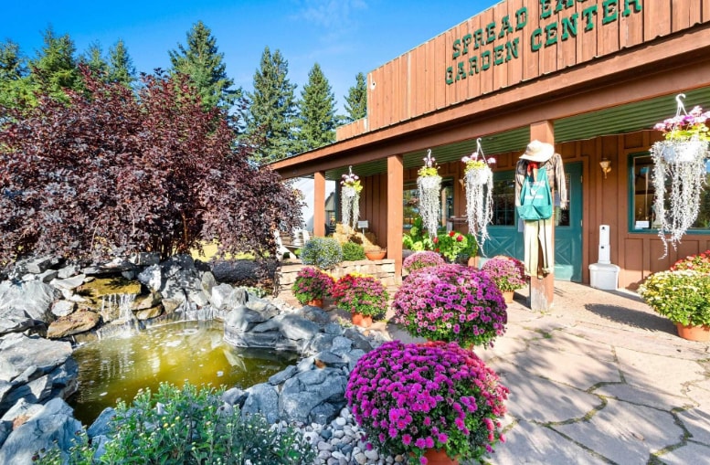 4413 N Lake Rd S, Florence, WI for sale - Building Photo - Image 2 of 11