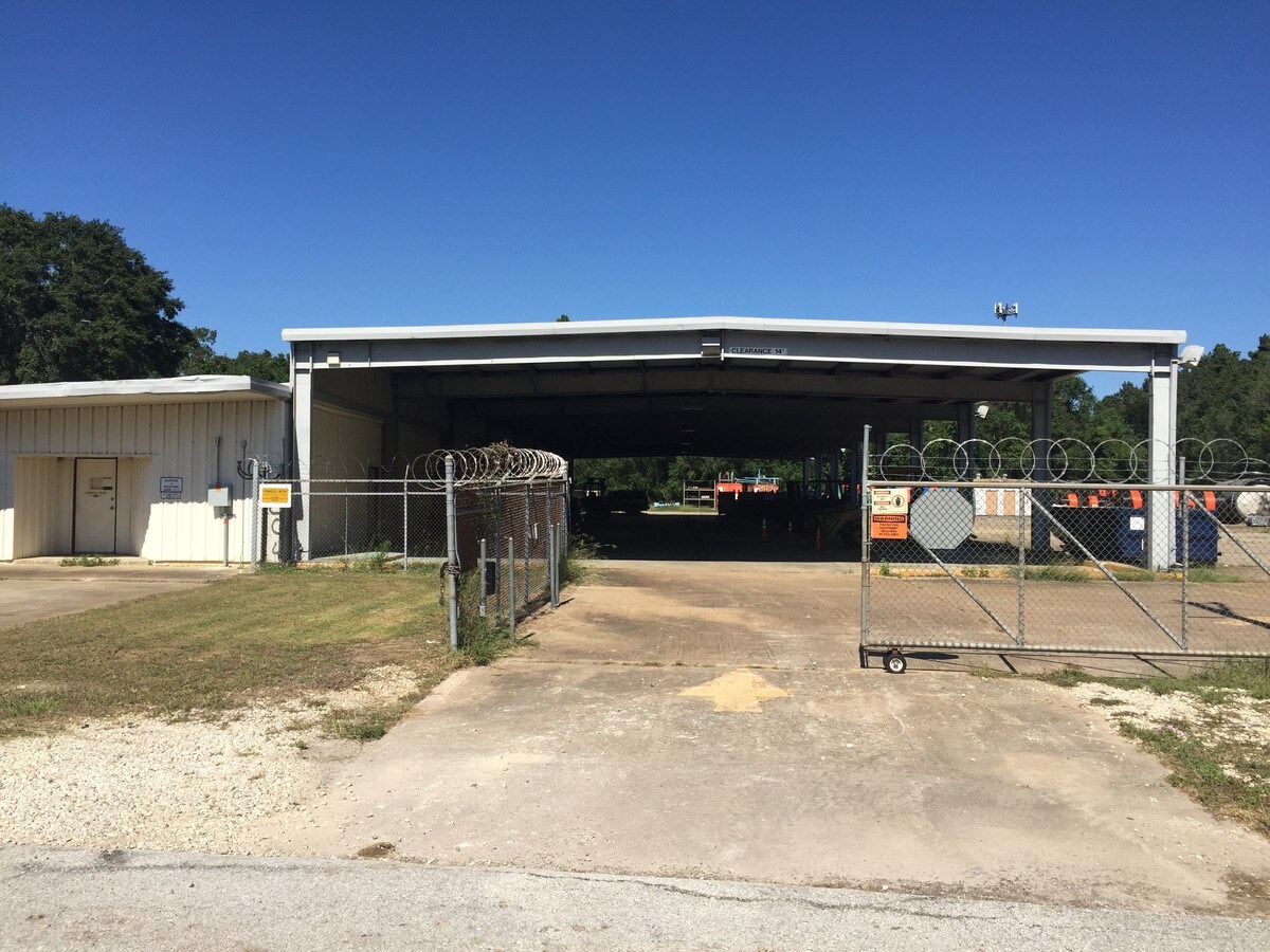 2212 Dwyer Rd, Houston 77090 Light Industrial for Sale