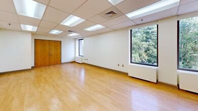7777 Leesburg Pike, Falls Church, VA for lease Interior Photo- Image 2 of 4