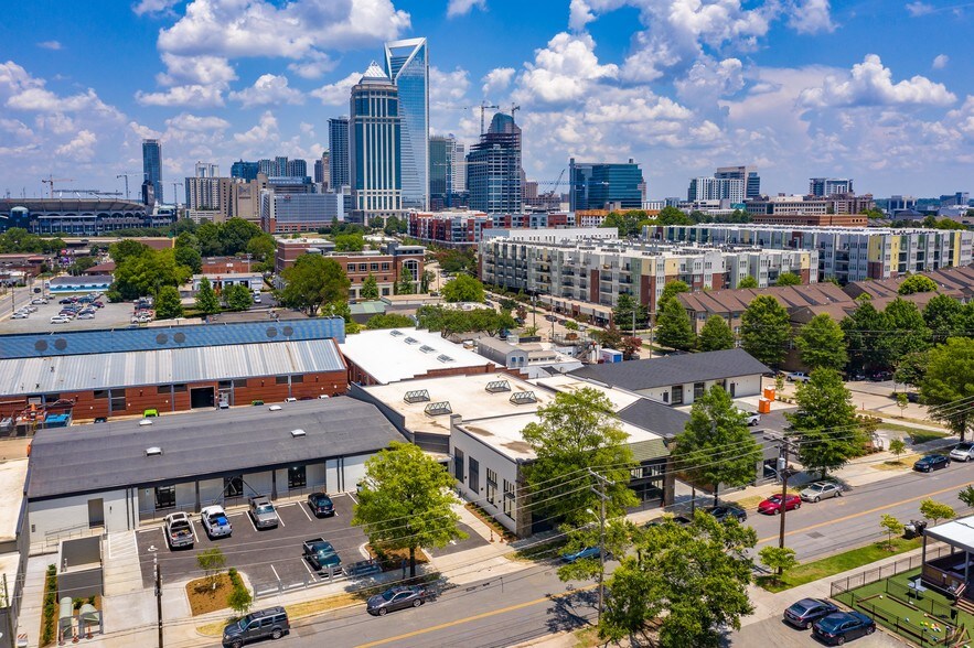 332 W Bland St, Charlotte, NC for lease - 332 W. Bland Exterior 4 - Image 1 of 5