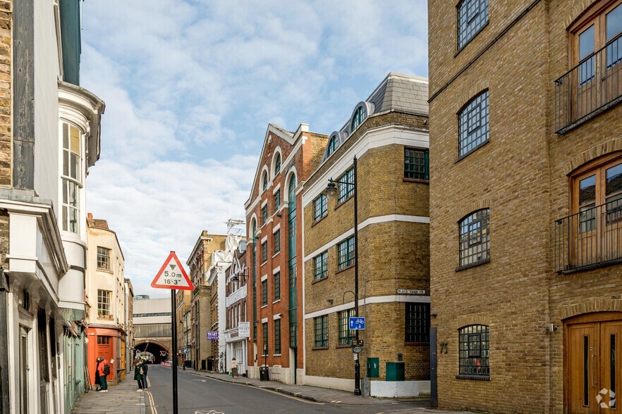 65-71 Bermondsey St, London for lease - Building Photo - Image 2 of 8