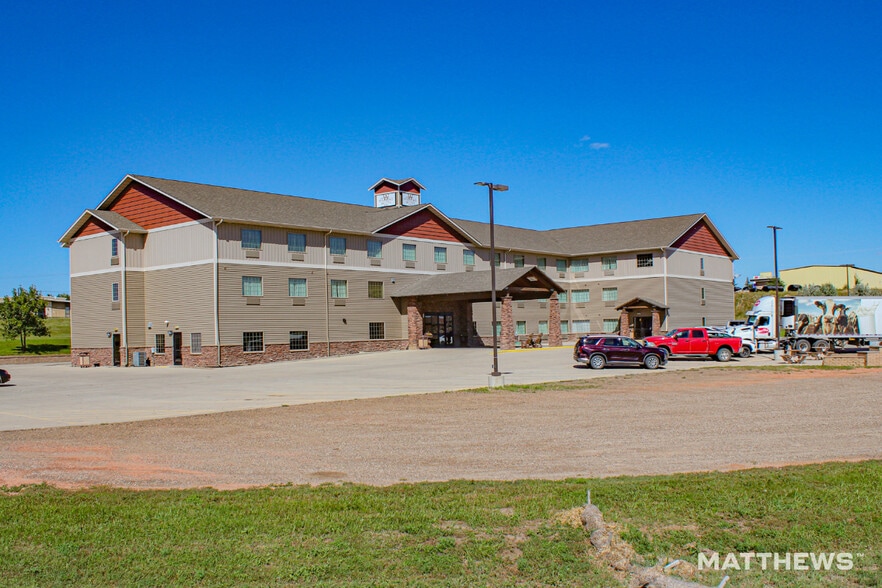 810 3rd Ave sw, Watford City, ND for sale - Building Photo - Image 1 of 4