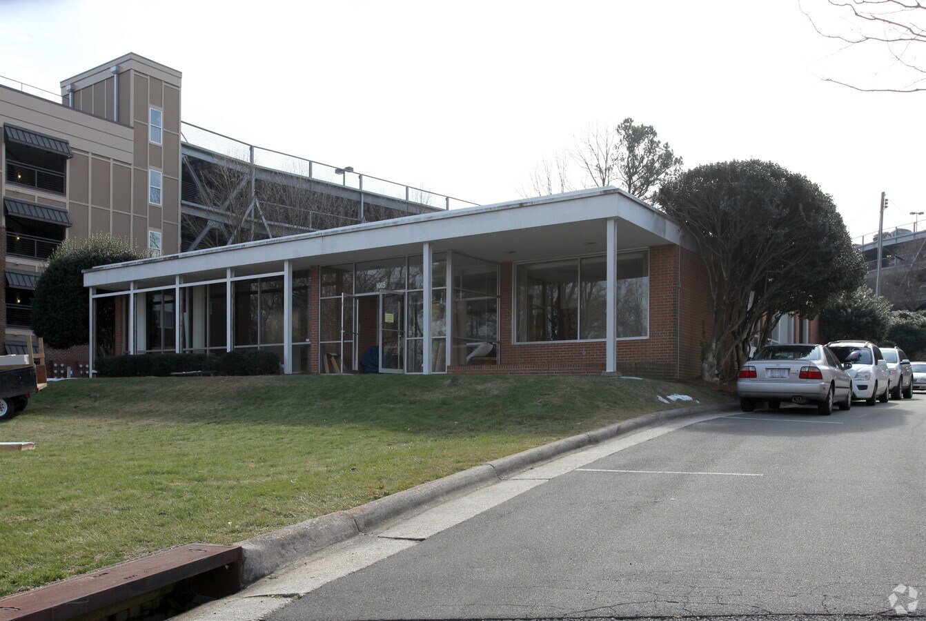 1015 Wade Ave, Raleigh, NC 27605