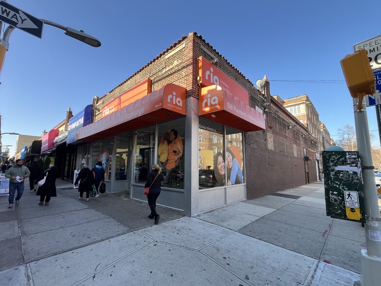 8401-8429 Roosevelt Ave, Jackson Heights, NY for sale - Building Photo - Image 2 of 10