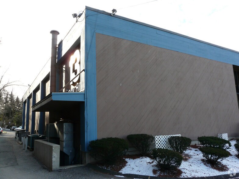 13 Stony Hill Rd, Bethel, CT for sale - Primary Photo - Image 1 of 1