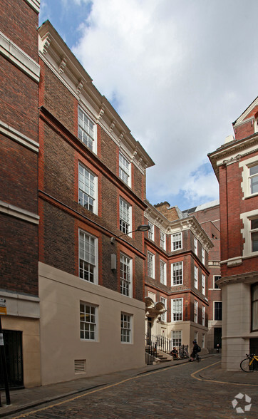 1-2 Laurence Pountney Hl, London for lease - Primary Photo - Image 1 of 3