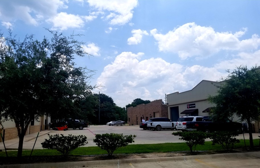 30417 5th St, Fulshear, TX for lease - Other - Image 1 of 24