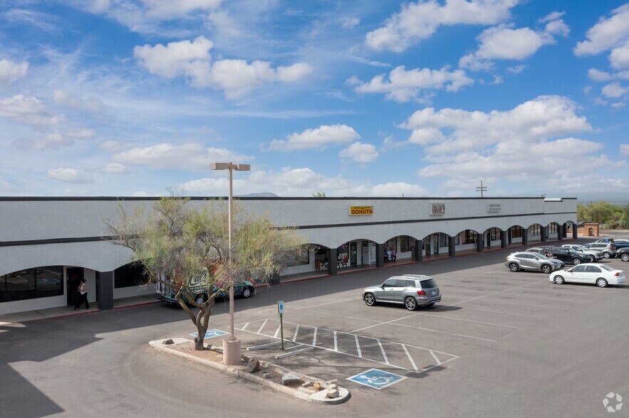 5975 W Western Way Cir, Tucson, AZ for lease - Building Photo - Image 3 of 6