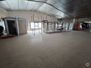 Retail in Collado Villalba, MAD for lease Interior Photo- Image 2 of 6