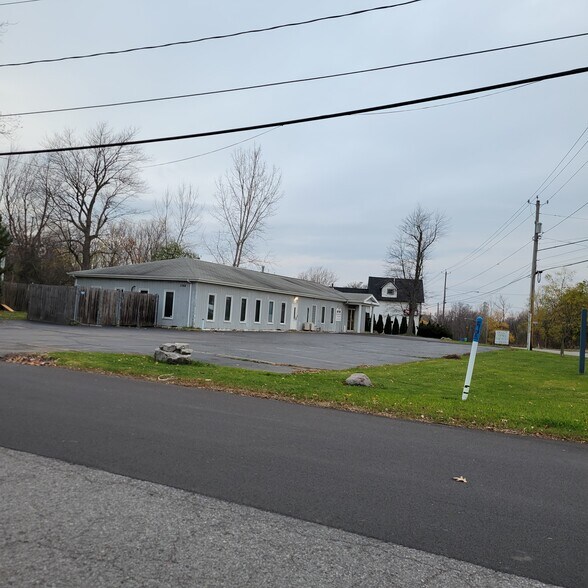 4540 Camp Rd, Hamburg, NY for sale - Building Photo - Image 1 of 1