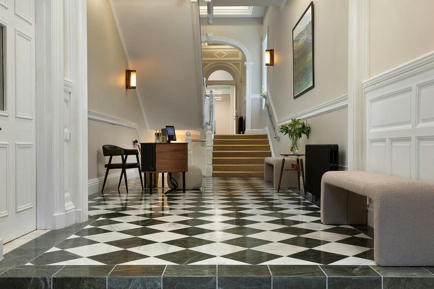 22 Queen St, Edinburgh for lease - Building Photo - Image 2 of 9