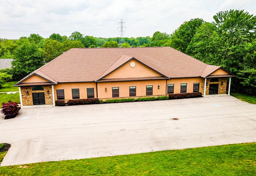 7134 Gooding Blvd, Delaware, OH for sale - Building Photo - Image 1 of 5