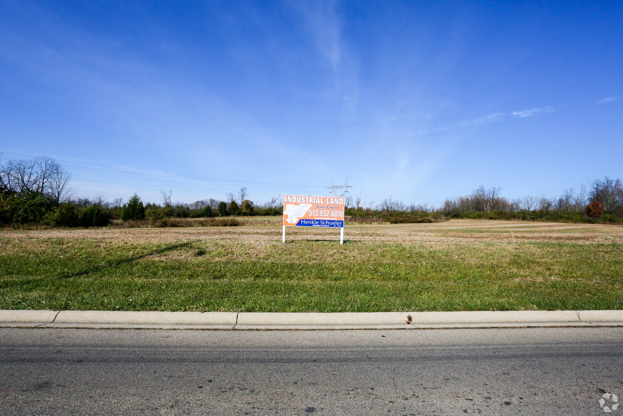 1000 Commerce Center Dr, Franklin, OH for sale Primary Photo- Image 1 of 4