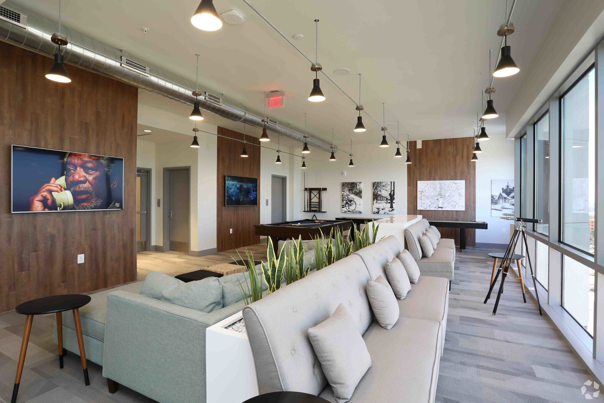 6009 Oxon Hill Rd, Oxon Hill, MD 20745 The Oxford