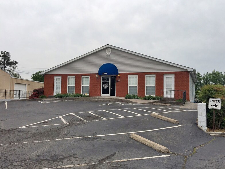 2228 Highway 31 W, White House, TN 37188