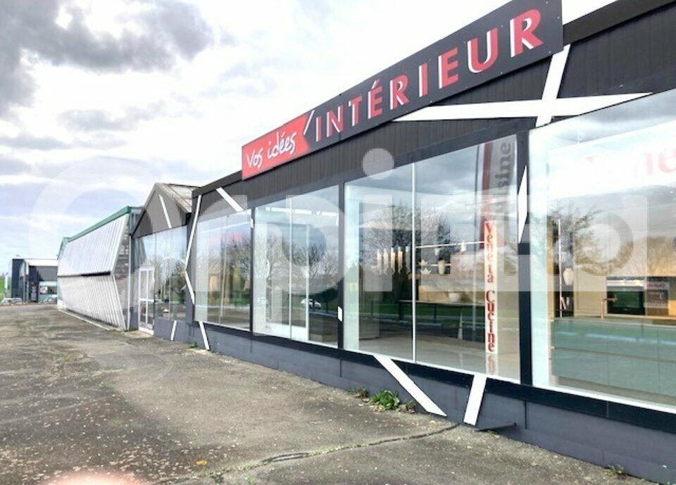 Office in Baule for sale Building Photo- Image 1 of 7