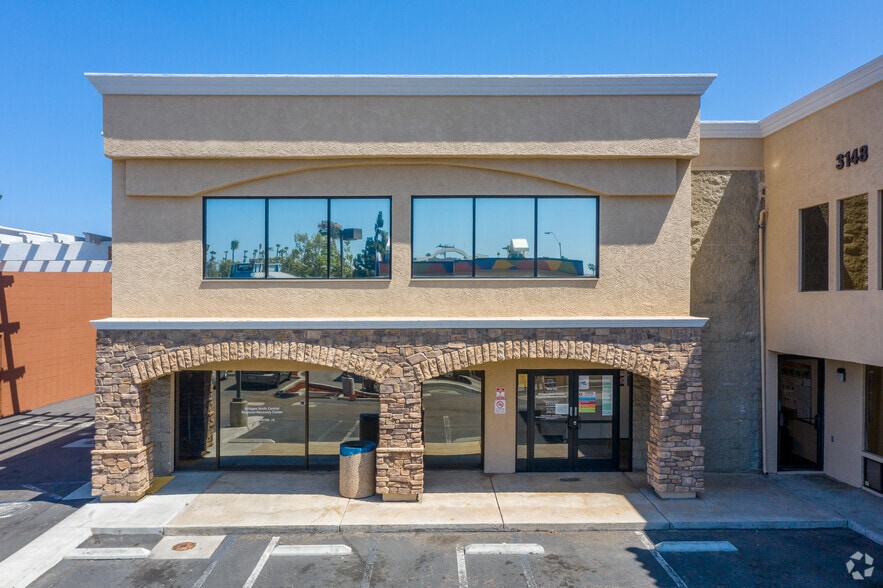 3166 Midway Dr, San Diego, CA for lease - Building Photo - Image 3 of 10