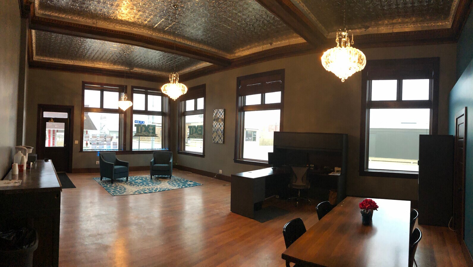 201 N Main St, Buffalo Center, IA 50424