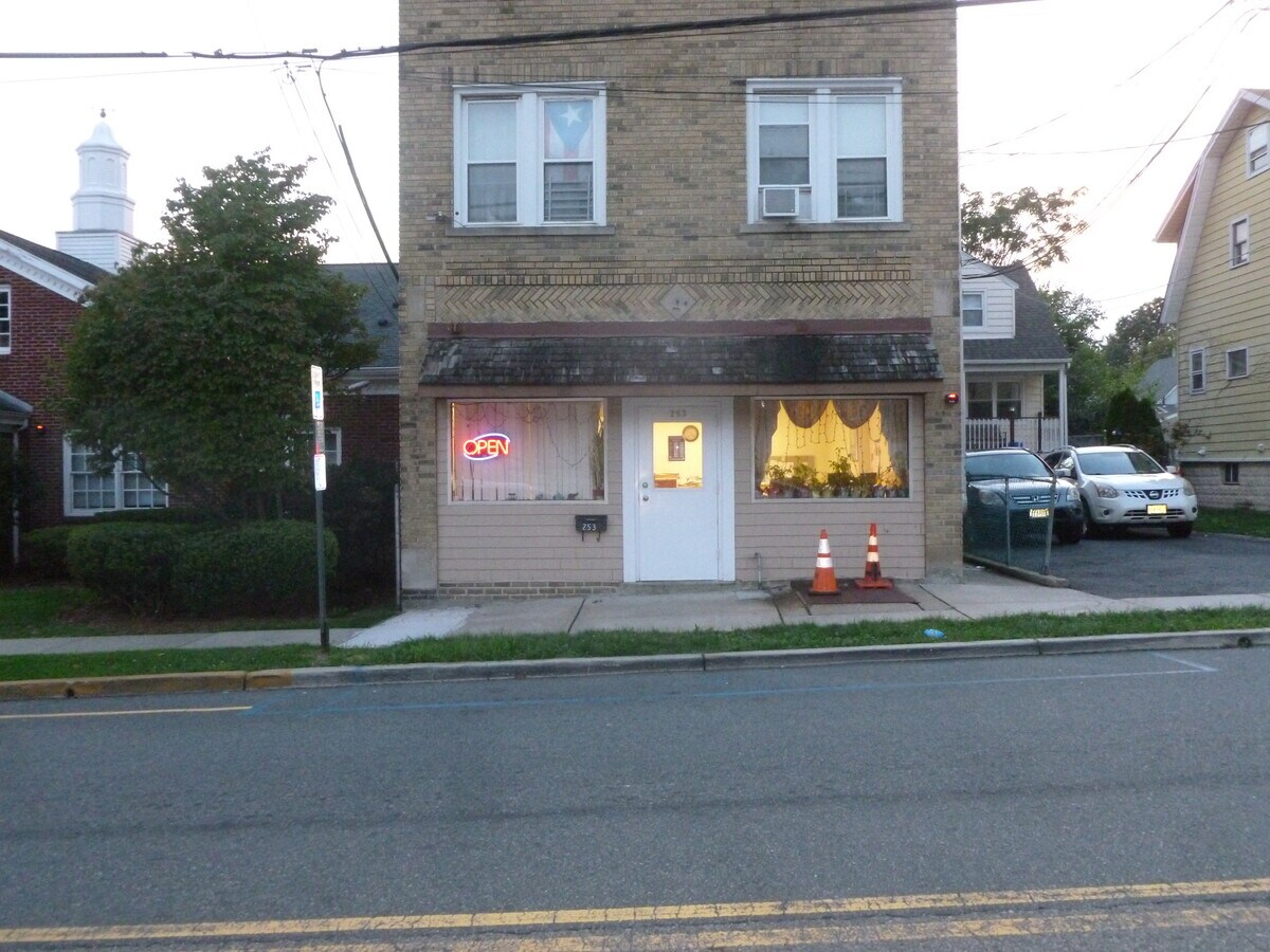 253 Palisade Ave, Garfield, NJ 07026