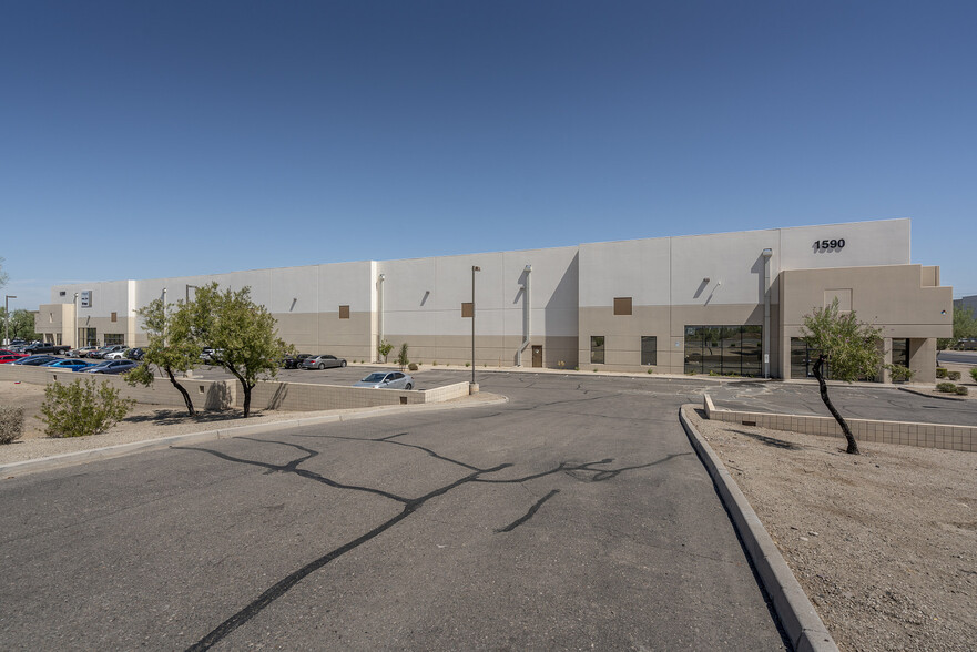 1590 E Riverview Dr, Phoenix, AZ for lease - Building Photo - Image 2 of 4