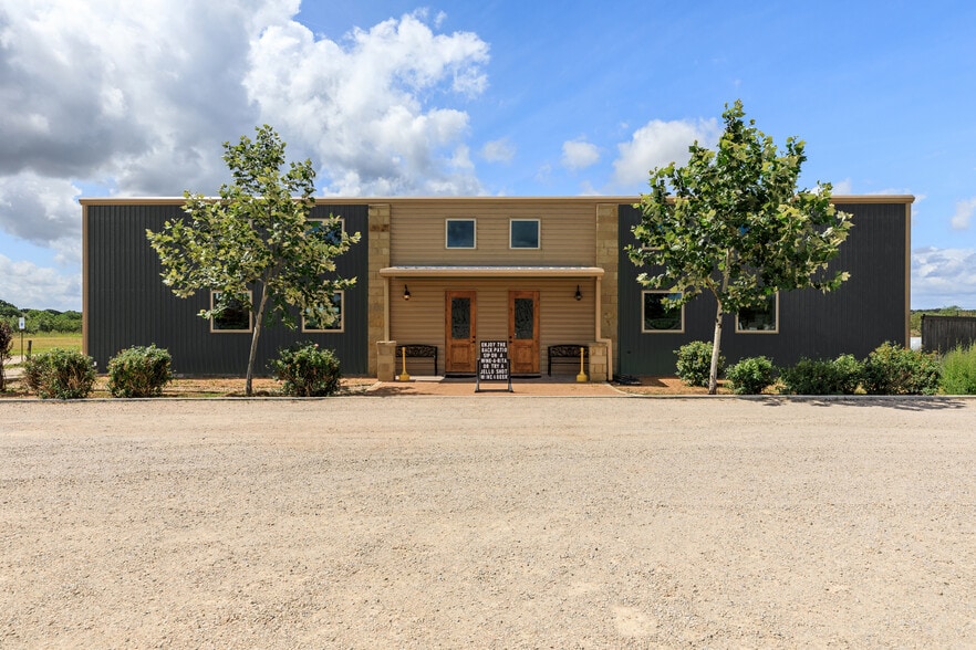 9973 E US Highway 290, Fredericksburg, TX for sale - Primary Photo - Image 1 of 1