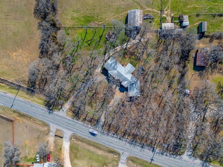 1601 W FM 917, Joshua, TX for sale - Primary Photo - Image 2 of 3