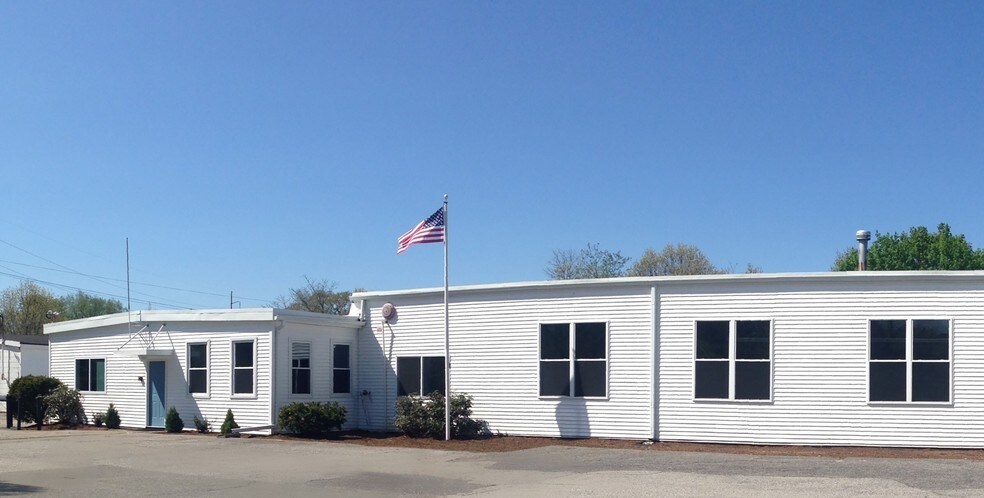 55-R Pawtucket Ave, Rumford, RI for sale - Primary Photo - Image 1 of 1