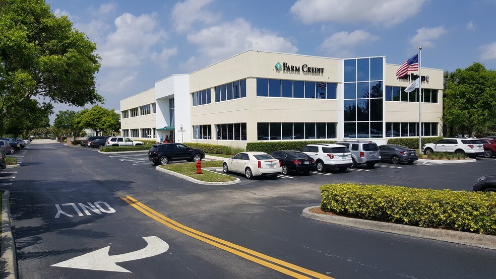 11903 Southern Blvd, Royal Palm Beach, FL for sale - Building Photo - Image 1 of 1