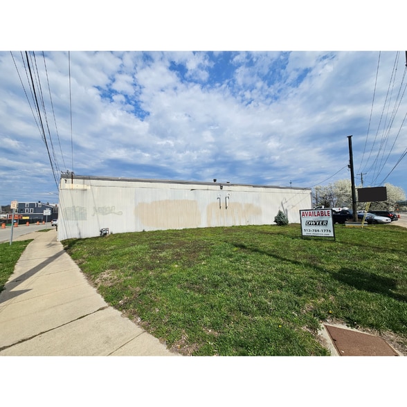 3719 Spring Grove Ave, Cincinnati, OH for lease - Building Photo - Image 3 of 5