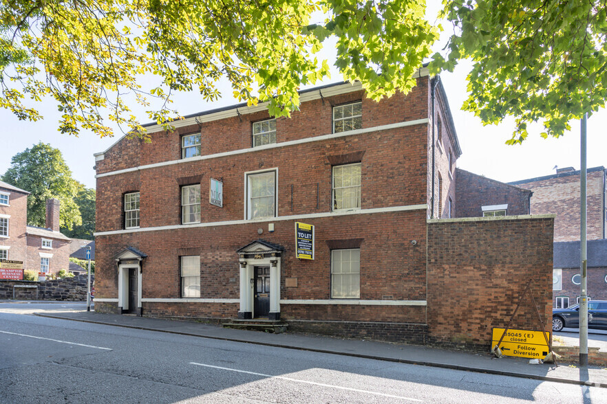 8 Queen St, Newcastle Under Lyme for lease - Building Photo - Image 2 of 3