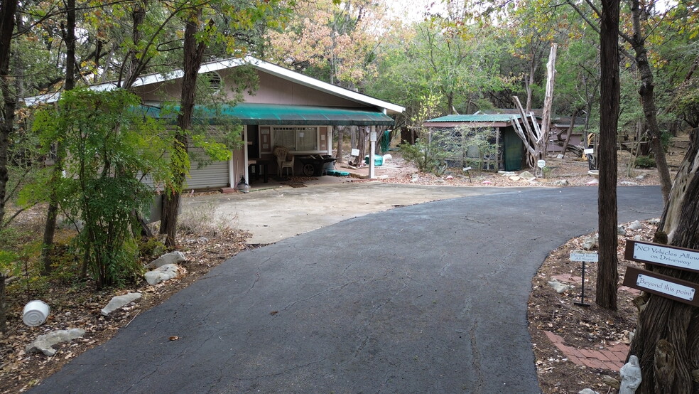 3707 Wyldwood Rd, Austin, TX for sale - Building Photo - Image 2 of 7