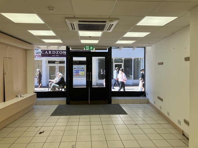52 High St, Kings Lynn for lease Interior Photo- Image 1 of 2