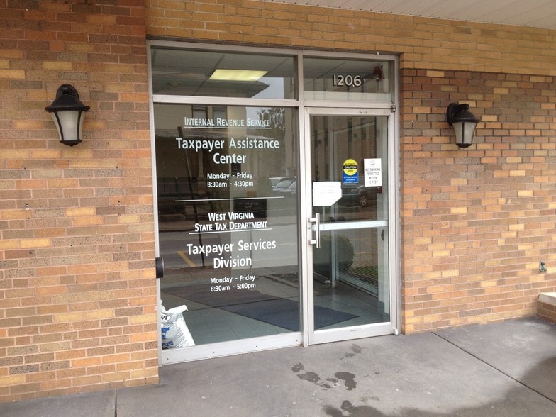 1206 Quarrier St, Charleston, WV for lease - Building Photo - Image 3 of 14