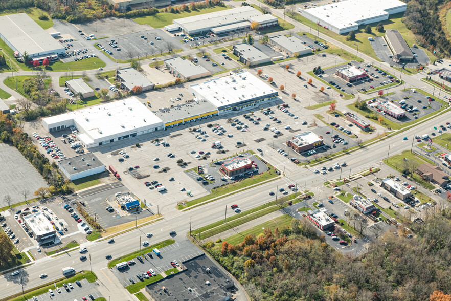 815-875 W Central Ave, Springboro, OH for lease - Building Photo - Image 1 of 4