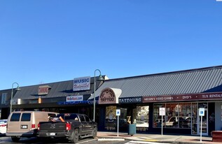 1356-1358 Jadwin Ave, Richland WA - Parking Garage