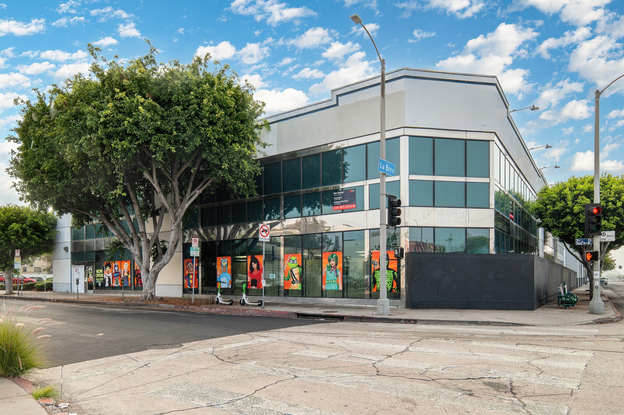 200 S La Brea Ave, Los Angeles, CA for lease Building Photo- Image 1 of 1