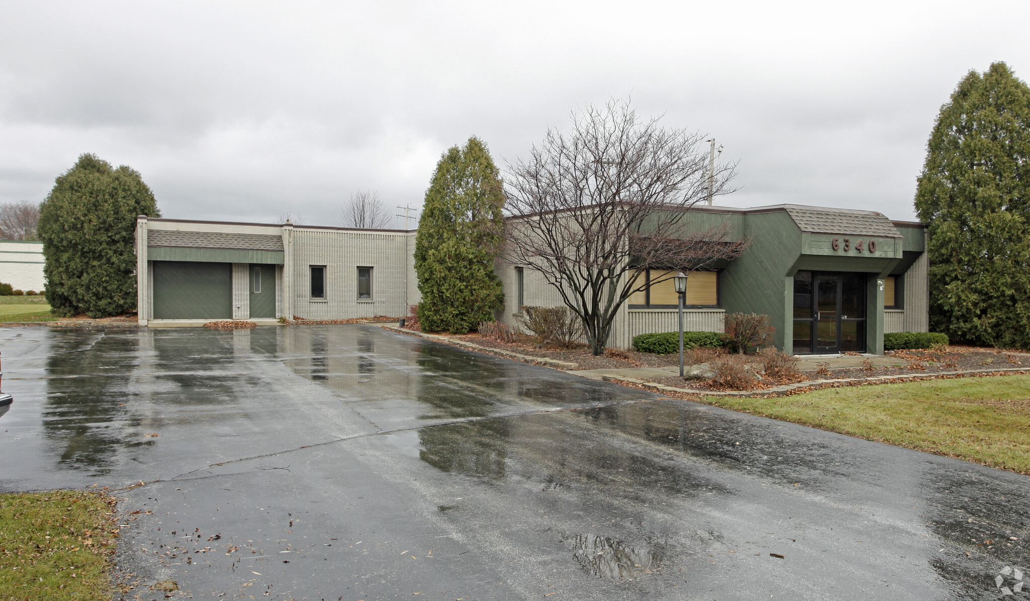 6340 W Industrial Dr, Mequon, WI for lease Building Photo- Image 1 of 11