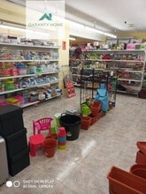 Retail in València, Valencia for lease Interior Photo- Image 1 of 3