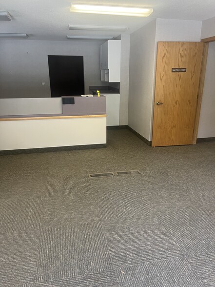 318 1st St SW, New Richland, MN for sale - Building Photo - Image 2 of 12