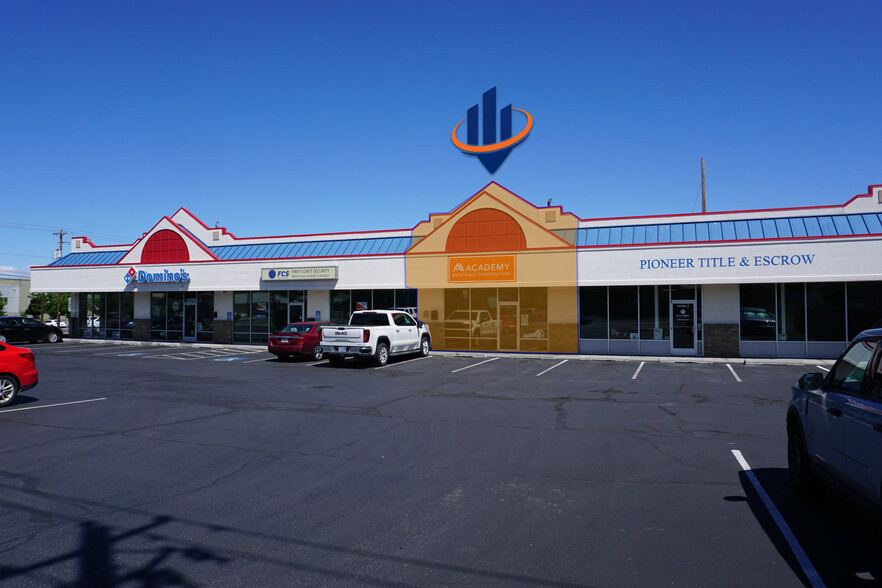 115 E Highland Ave, Hermiston, OR for lease - Building Photo - Image 2 of 4