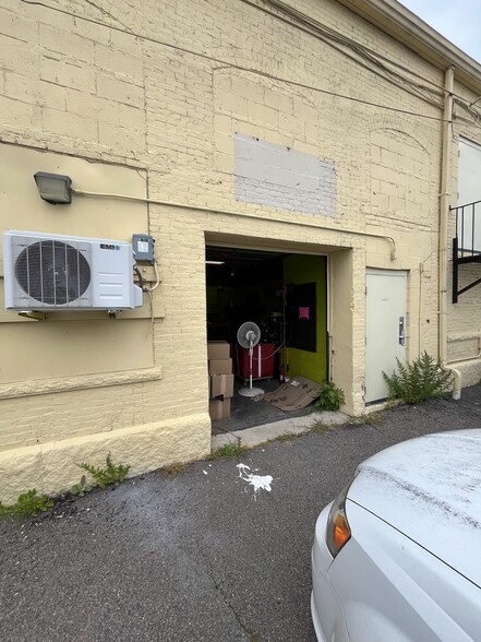 273 Lenox St, Norwood, MA for lease - Building Photo - Image 3 of 13