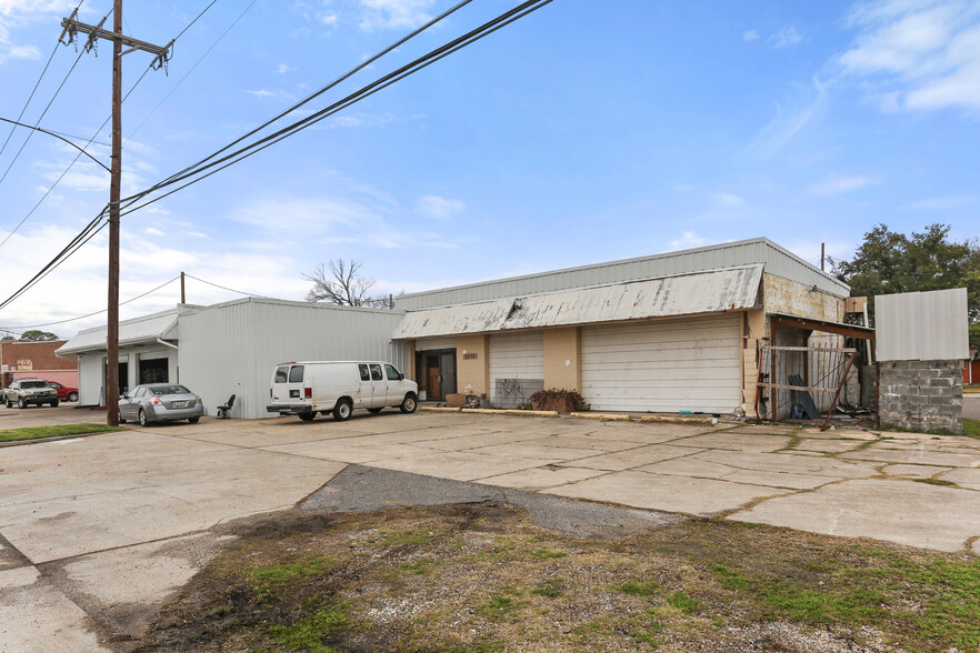 3232 General Meyer Ave, New Orleans, LA for sale - Building Photo - Image 3 of 8