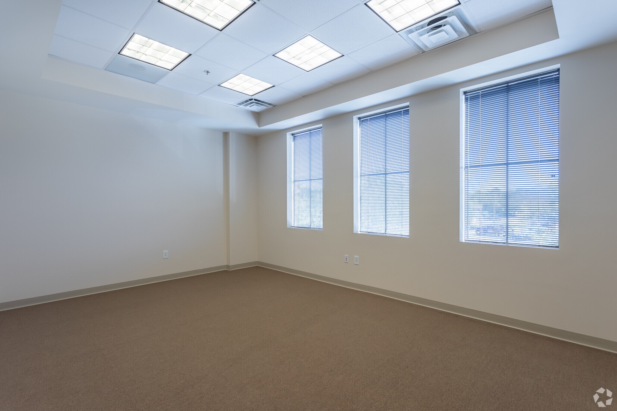 2000 Sam Rittenberg Blvd, Charleston, SC 29407 Harrell Square