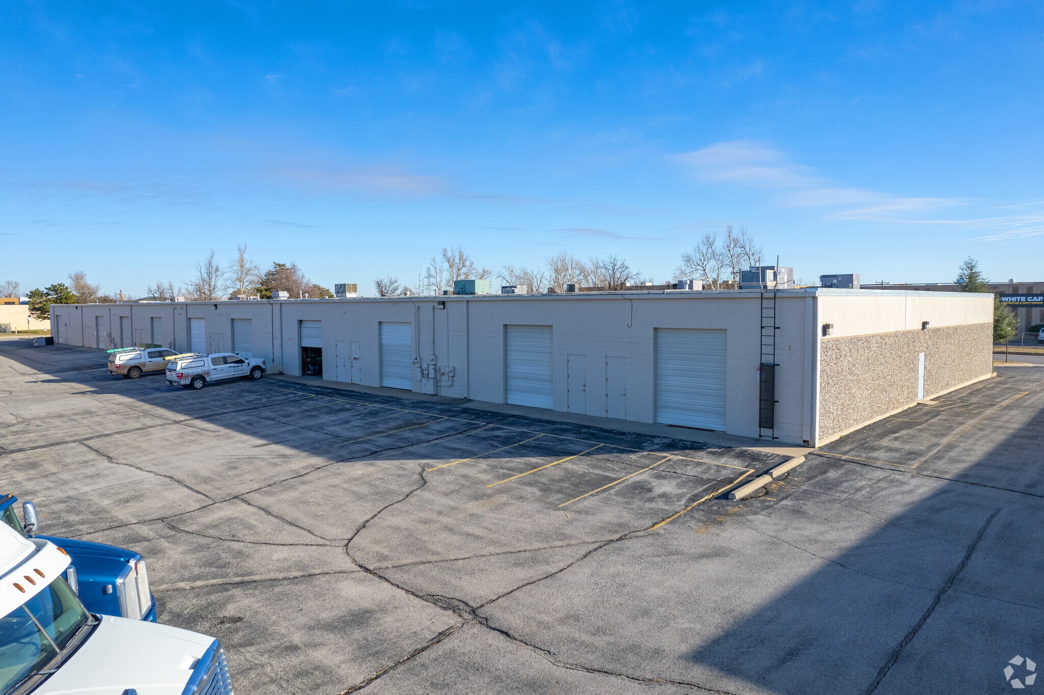 4300 Charter Ave, Oklahoma City, OK for lease Building Photo- Image 1 of 9