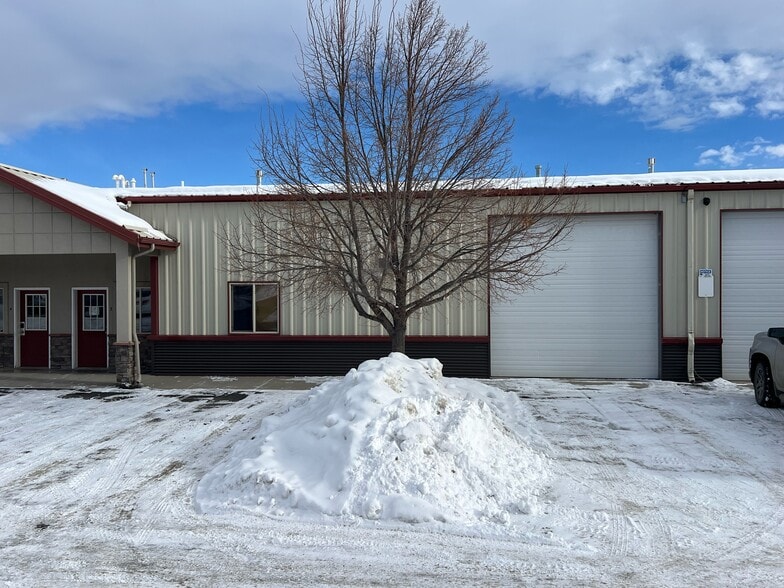 421 W Griffin Dr, Bozeman, MT for lease - Building Photo - Image 2 of 2